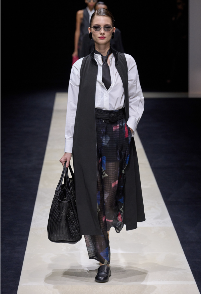 Emporio Armani, kolekce jaro/léto 2025
Emporio Armani, kolekce jaro/léto 2025