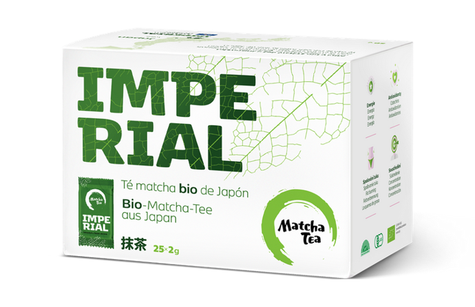 Matcha dodává tělu energii na 3-6 hodin, podporuje soustředění, zklidňuje mysl, podporuje paměť a vyplavuje hormony štěstí – dopamin a serotonin. Také zrychluje metabolismus a zpomaluje stárnutí. 399 Kč
