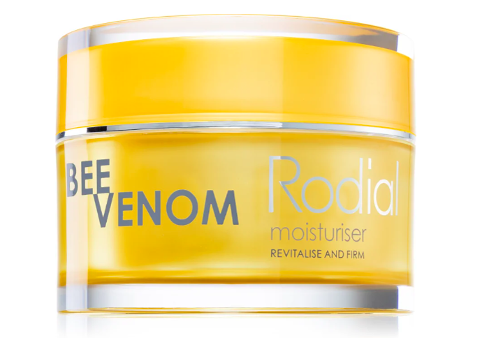 Pleťový krém, Rodial, 4449 Kč
Pleťový krém, Rodial, 4449 Kč