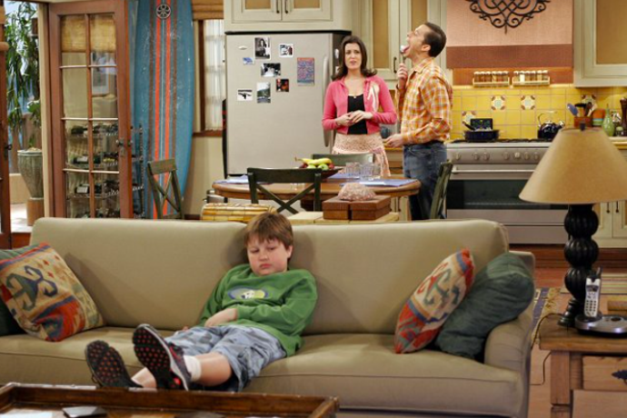 Angus T. Jones v sitcomu Dva a půl chlapa
