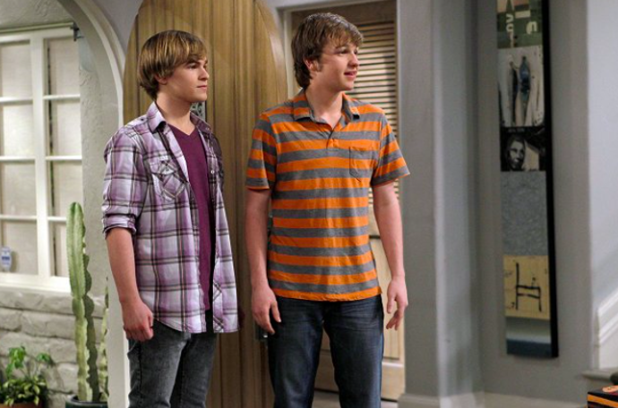 Angus T. Jones v sitcomu Dva a půl chlapa
