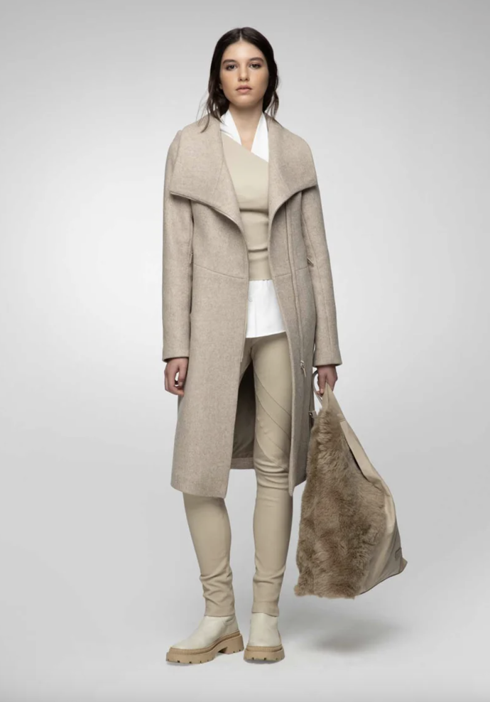 VESPUCCI BY VSP, béžový, Zalando, 13 195 Kč
VESPUCCI BY VSP, béžový, Zalando, 13 195 Kč