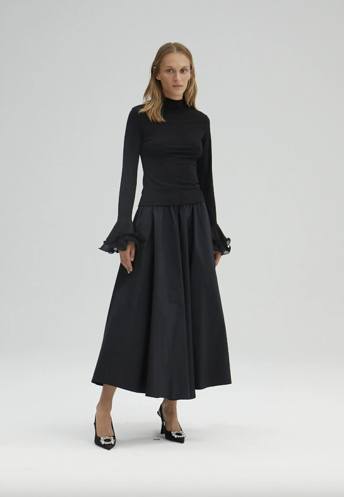 Blůza se šifonovými rukávy, Touché Privé / Zalando, 1 472 Kč
