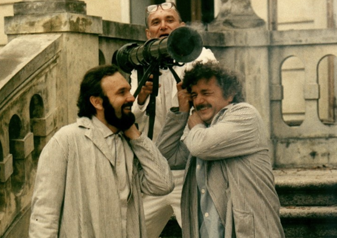 Zahráli si spolu třeba ve filmu Jáchyme, hoď ho do stroje. Kdo jsou tito herci?
