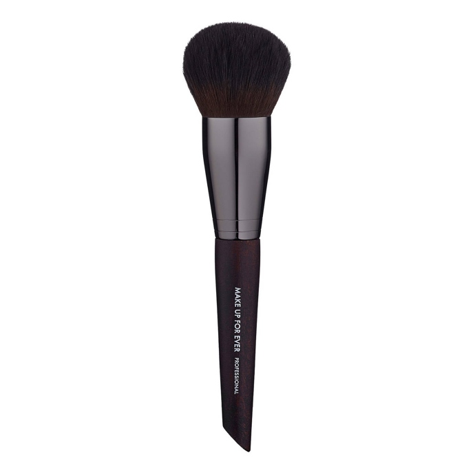 Štětec na pudr střední velikost Powder Brush, Make Up For Ever, 1690 Kč
