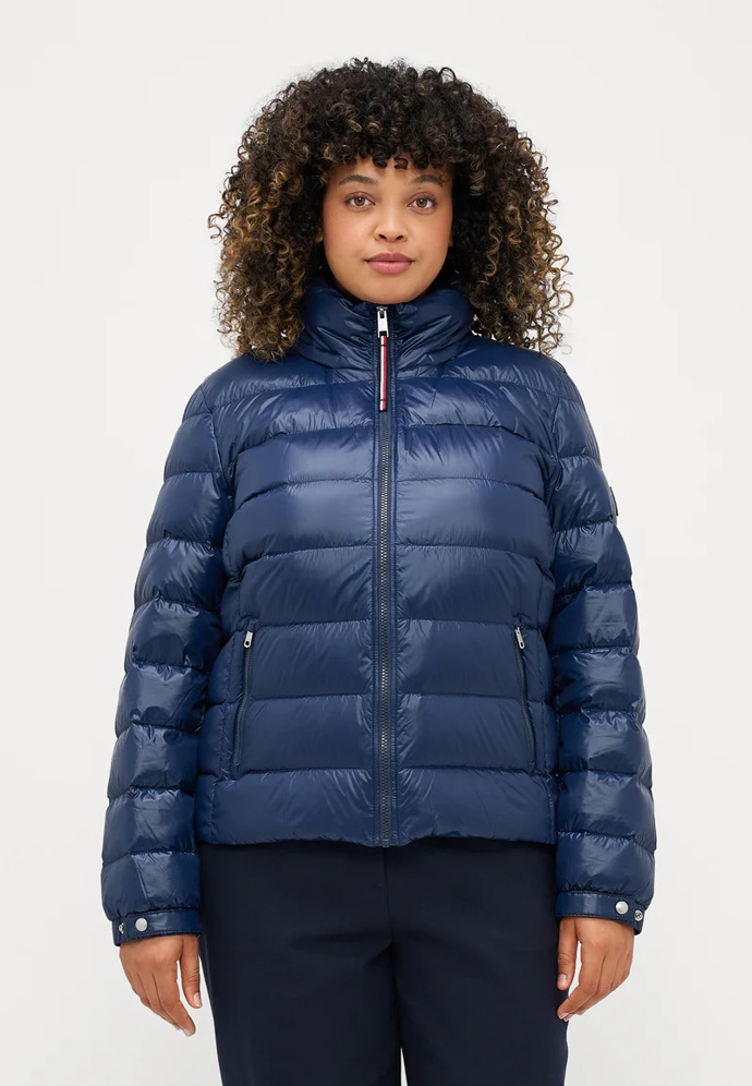 Tommy Hilfiger 3992 Kč
Tommy Hilfiger 3992 Kč