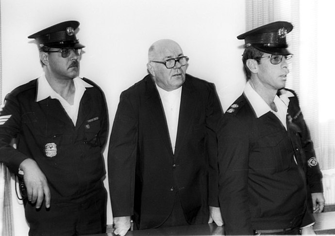 John Demjanjuk u soudu v Izraeli v 80. letech
John Demjanjuk u soudu v Izraeli v 80. letech