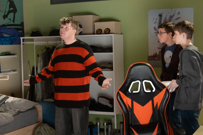 Nekonečný seriál Ulice sleduje dramatické osudy několika rodin žijících v sousedství
