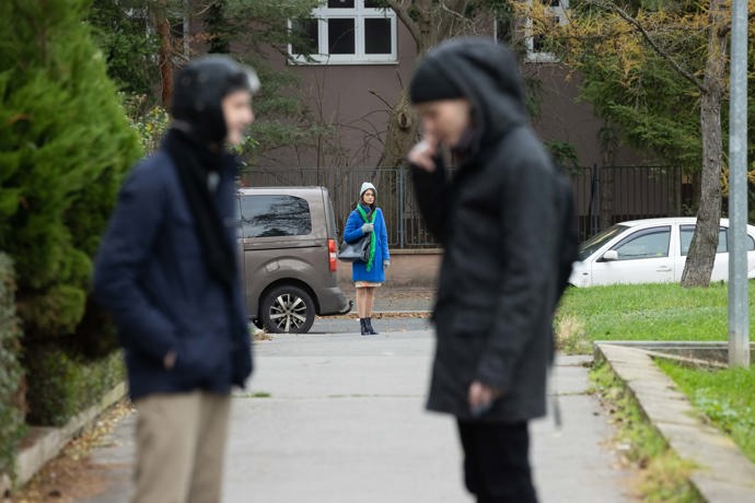 Nekonečný seriál Ulice sleduje dramatické osudy několika rodin žijících v sousedství
