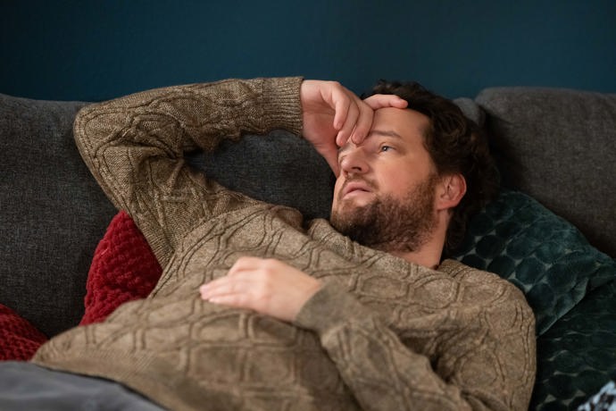 Nekonečný seriál Ulice sleduje dramatické osudy několika rodin žijících v sousedství
