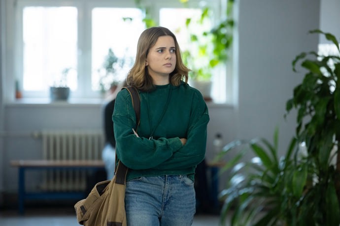 Nekonečný seriál Ulice sleduje dramatické osudy několika spřátelených rodin žijících v sousedství
Nekonečný seriál Ulice sleduje dramatické osudy několika spřátelených rodin žijících v sousedství