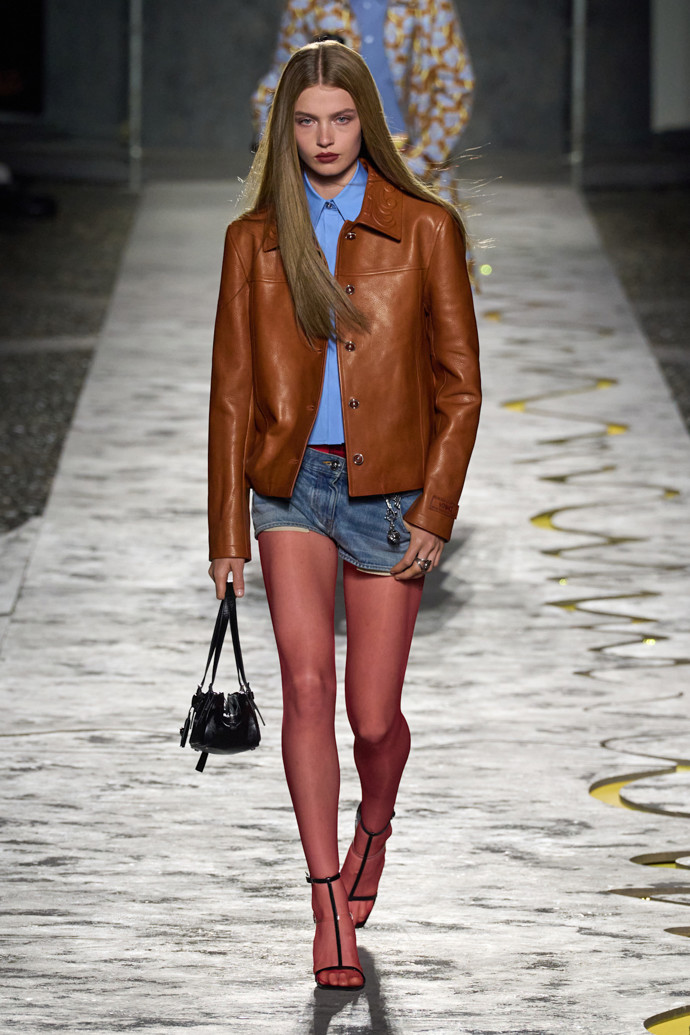 Versace S25
Versace S25