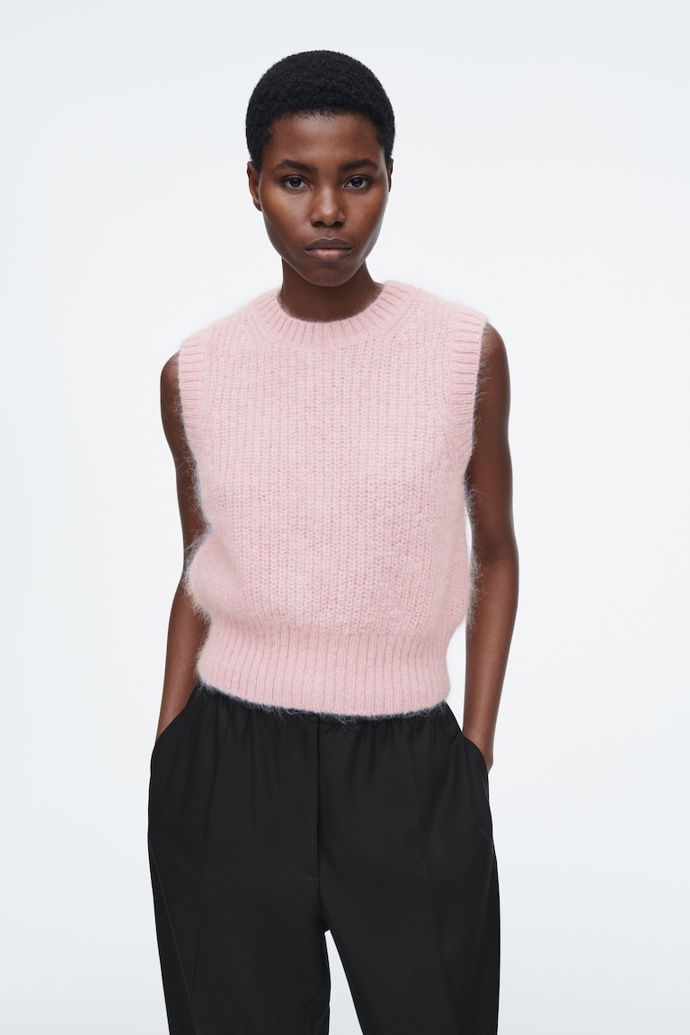 Vesta, Cos, 89 eur
Vesta, Cos, 89 eur