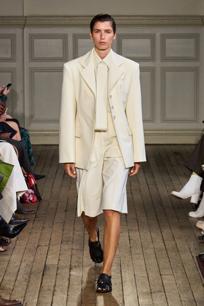 Emilia Wickstead jaro/léto 2025
