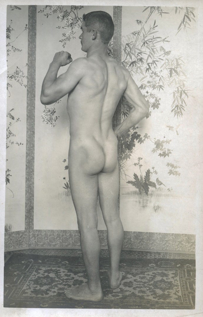 William I. Goldman zachycoval na některých fotografiích i sám sebe.
