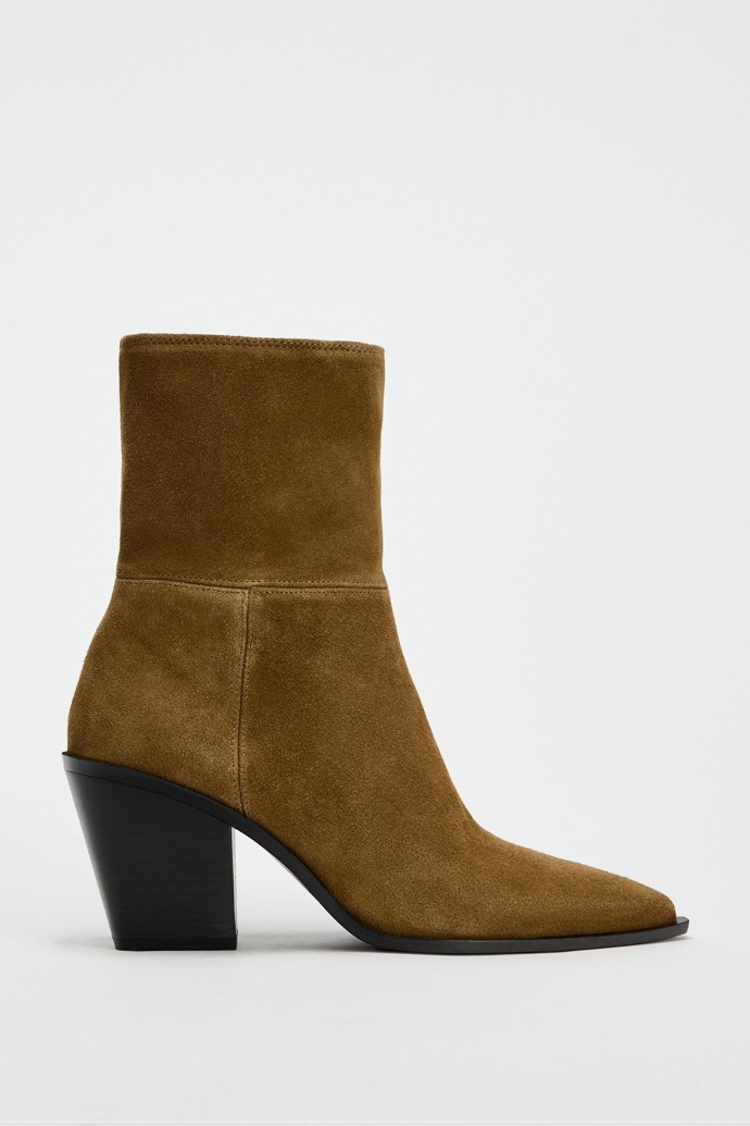 Zara, 1799 Kč
Zara, 1799 Kč