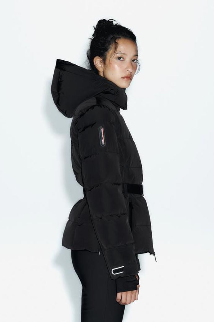 Zara 4399 Kč
Zara 4399 Kč