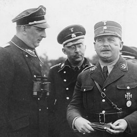 Kurt Daluege s Himmlerem a Röhmem
