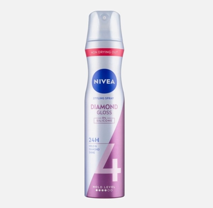 Nivea lak na vlasy Diamond Gloss Care, Douglas, 127 Kč
