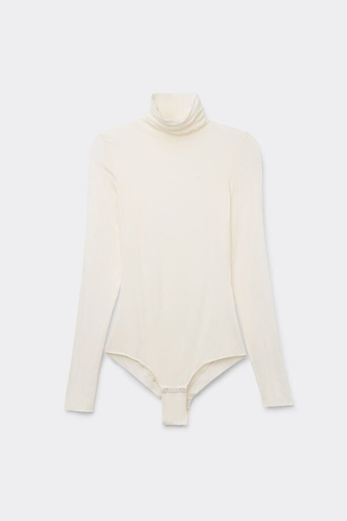 Body s Rolákem z Modalu Ultralight s kašmírem, Intimissimi, 949 Kč
Body s Rolákem z Modalu Ultralight s kašmírem, Intimissimi, 949 Kč
