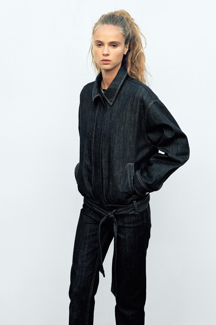 Bunda, Zara, 1199 Kč
Bunda, Zara, 1199 Kč
