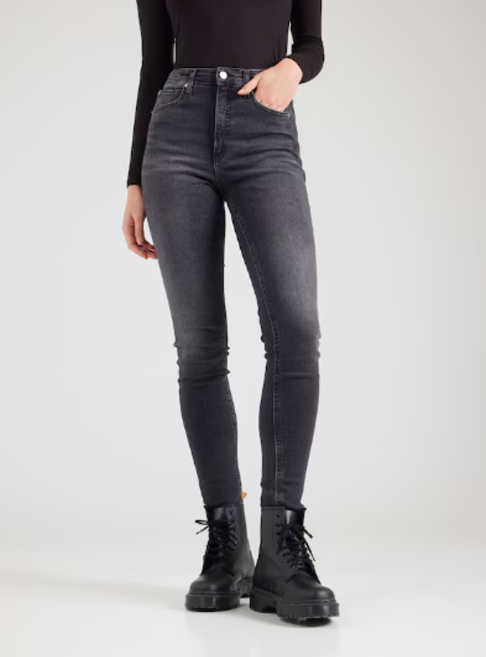 Calvin Klein Jeans Skinny Džíny 2649 Kč
Calvin Klein Jeans Skinny Džíny 2649 Kč