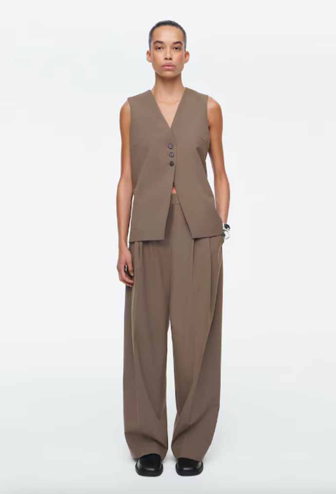 COS, 129 eur
