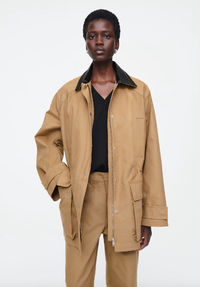 COS, 225 eur

