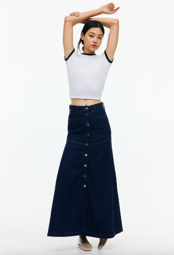 Denimová sukně, H&M, 839 Kč
Denimová sukně, H&M, 839 Kč