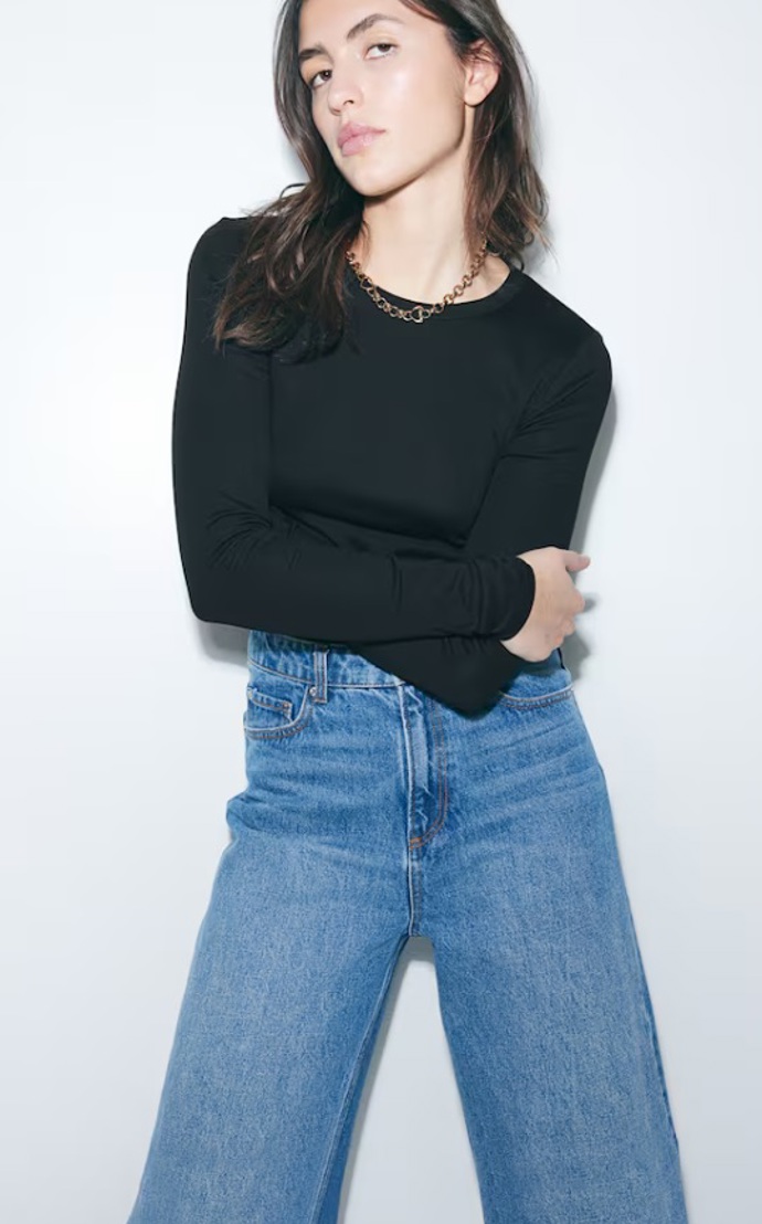 Žerzejové triko s dlouhým rukávem, H&M, 239 Kč
