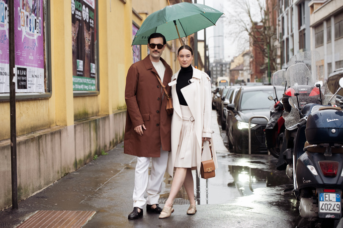 Trendy párové outfity pro rok 2025
