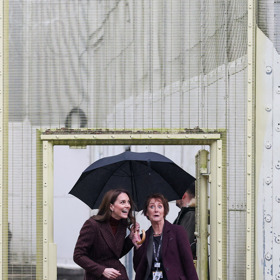 Kate Middleton v tlumených barvách
