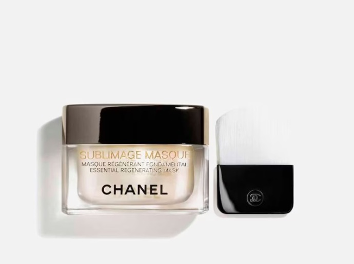Chanel regenerační pleťová maska, Douglas, 5 288 Kč
