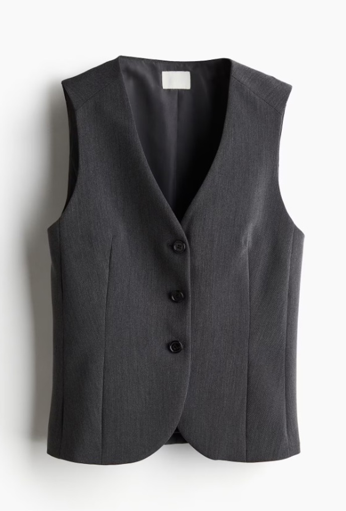 Elegantní společenská vesta, H&M, 599 Kč
