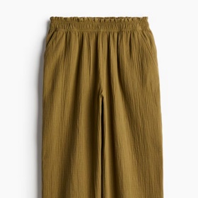 Kalhoty paper bag, H&M, 599 Kč
