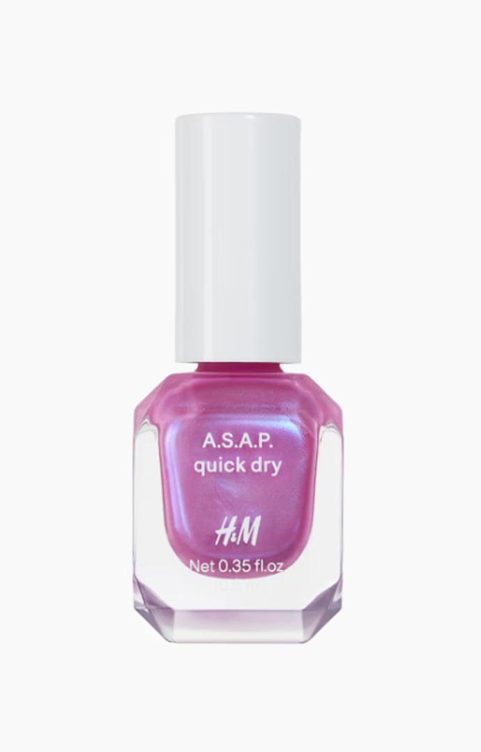 Rychleschnoucí lak na nehty, H&M, 169 Kč
