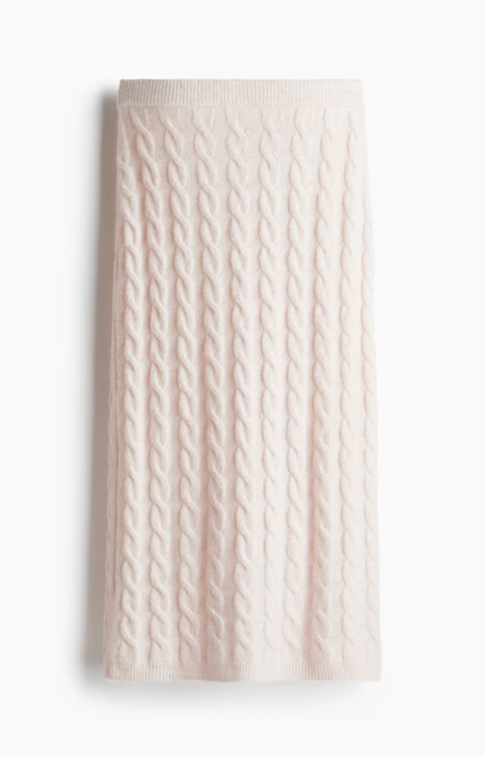 Úpletová sukně, H&M, 549 Kč
