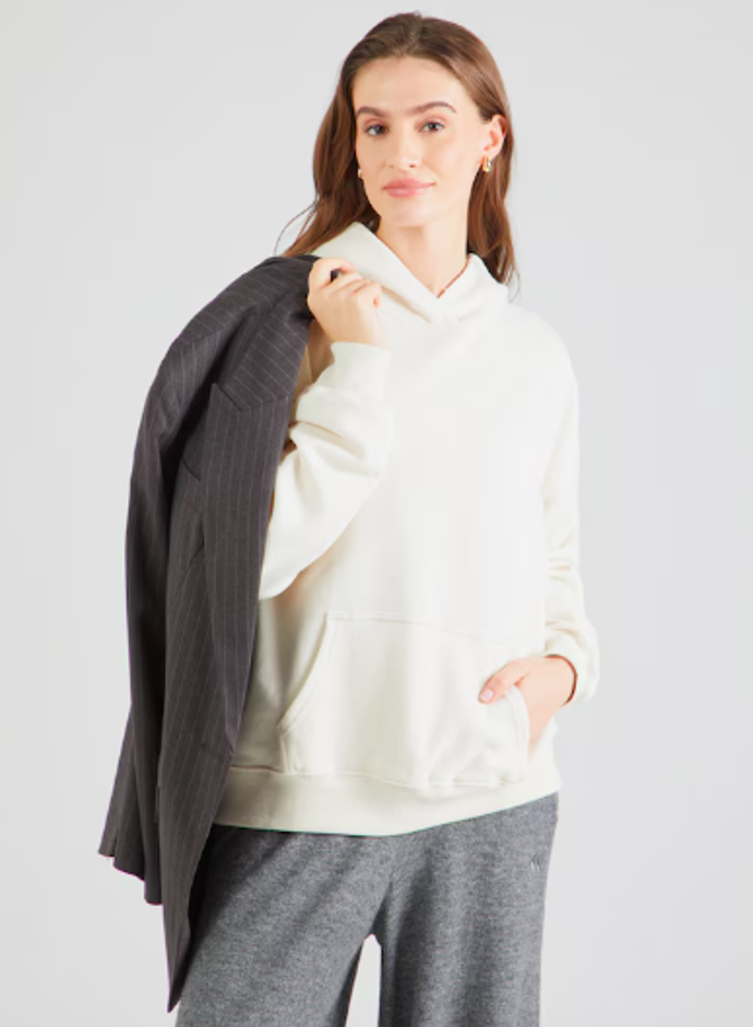 HOLLISTER Mikina 839 Kč
HOLLISTER Mikina 839 Kč