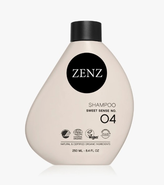 Hydratační šampon pro objem vlasů, ZENZ Organic, 790 Kč
