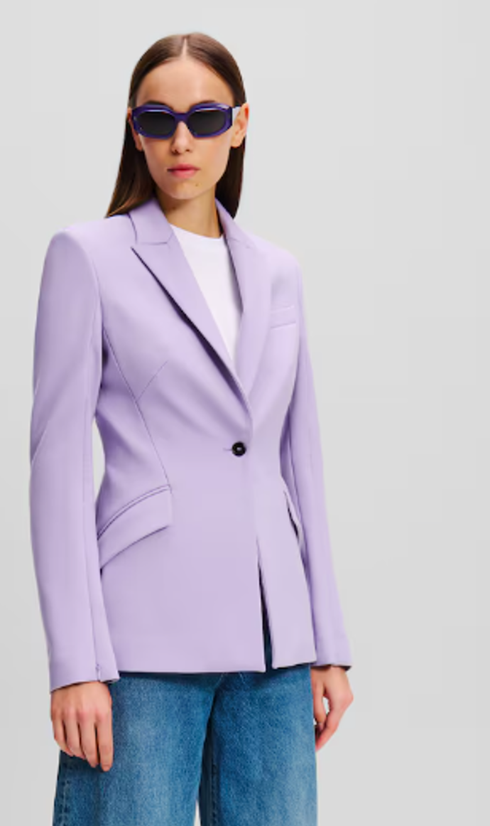 Karl Lagerfeld Blejzr 4887 Kč
Karl Lagerfeld Blejzr 4887 Kč