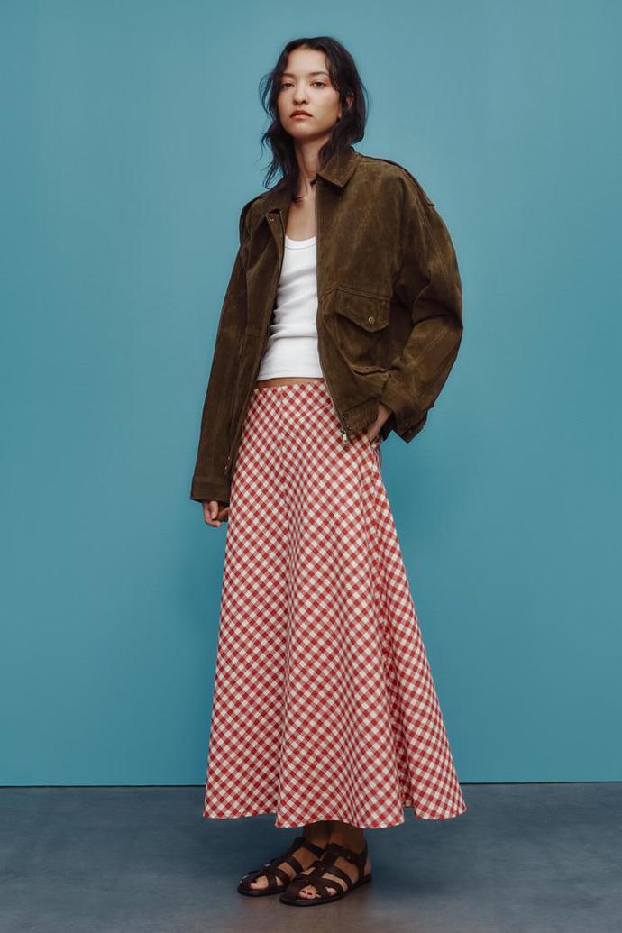 Kostkovaná sukně, Zara, 999 Kč
Kostkovaná sukně, Zara, 999 Kč