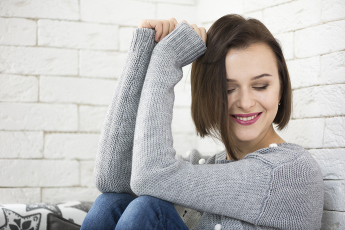 Mikádo je na styling velmi nenáročné, stačí jej profouknout fénem a lehce vytvarovat prsty. Měli byste však myslet na pravidelné zastřižení konečků, aby účes vypadal svěže. 
