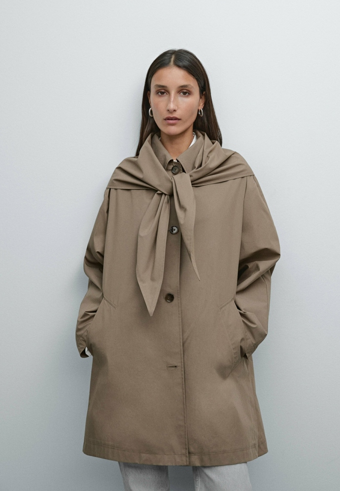 Massimo Dutti, 4599 Kč
