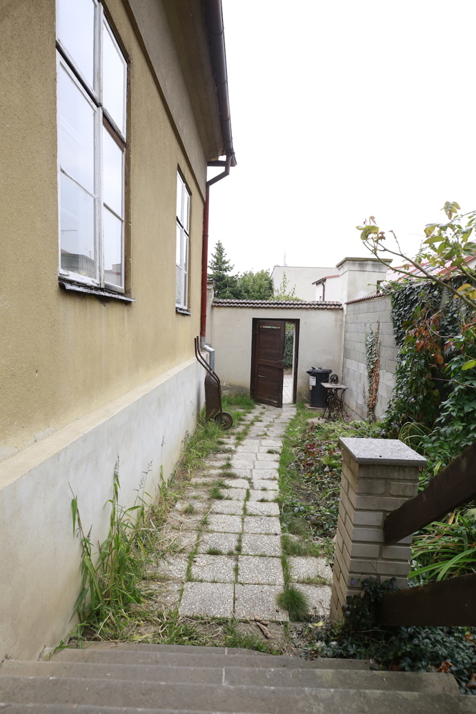 Vila Veronika před rekonstrukcí.
Vila Veronika před rekonstrukcí.