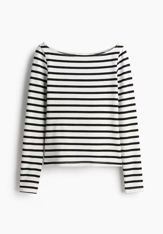 Top s lodičkovým výstřihem, H&M, 359 Kč
