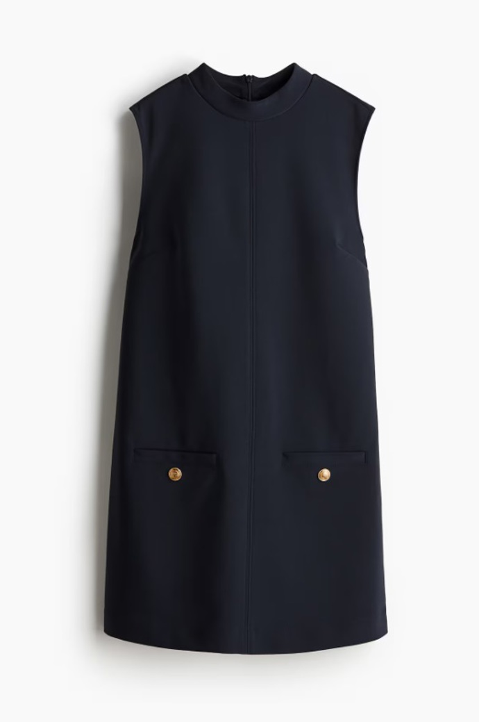 Šaty áčkový střih, H&M, 599 Kč

