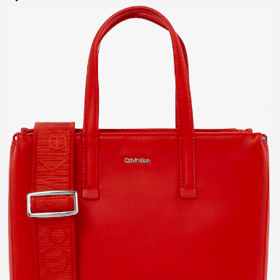 Calvin Klein Kabelka 'MUST' 3 699 Kč
