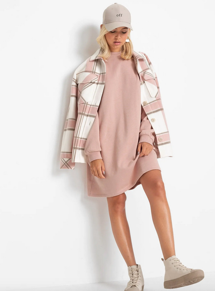 Mikinové šaty oversize, 529 Kč
Mikinové šaty oversize, 529 Kč