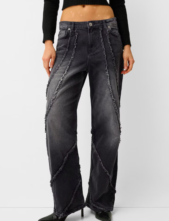 Džíny, Bershka, 1199 Kč
Džíny, Bershka, 1199 Kč