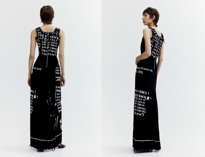 Dlouhé džínové korzetové šaty, H&M, 7 299 Kč
Dlouhé džínové korzetové šaty, H&M, 7 299 Kč